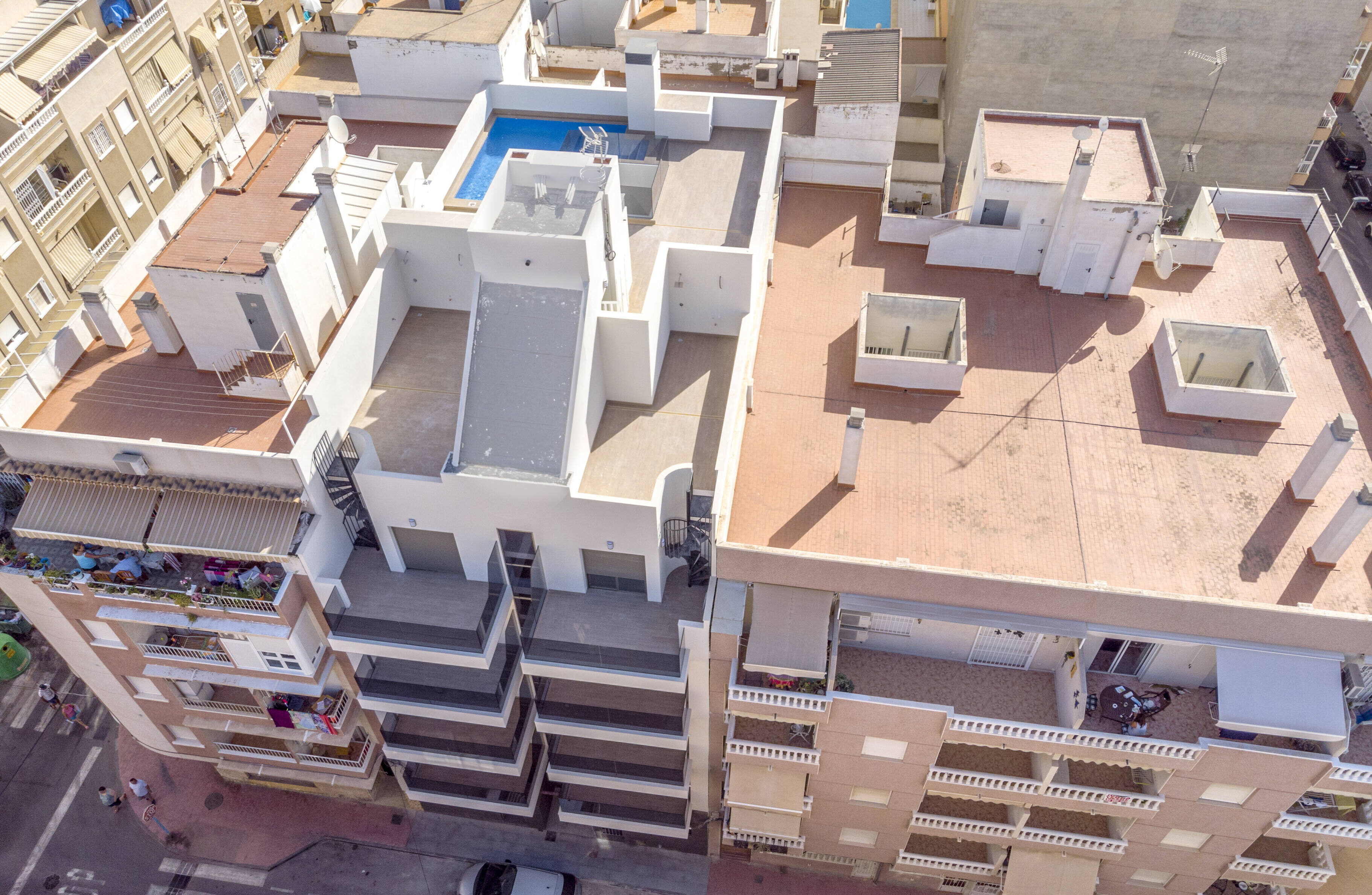 Great NEW Modern 3 bedrooms Apartment 200m from Torrevieja Beach. Ref:ks1620