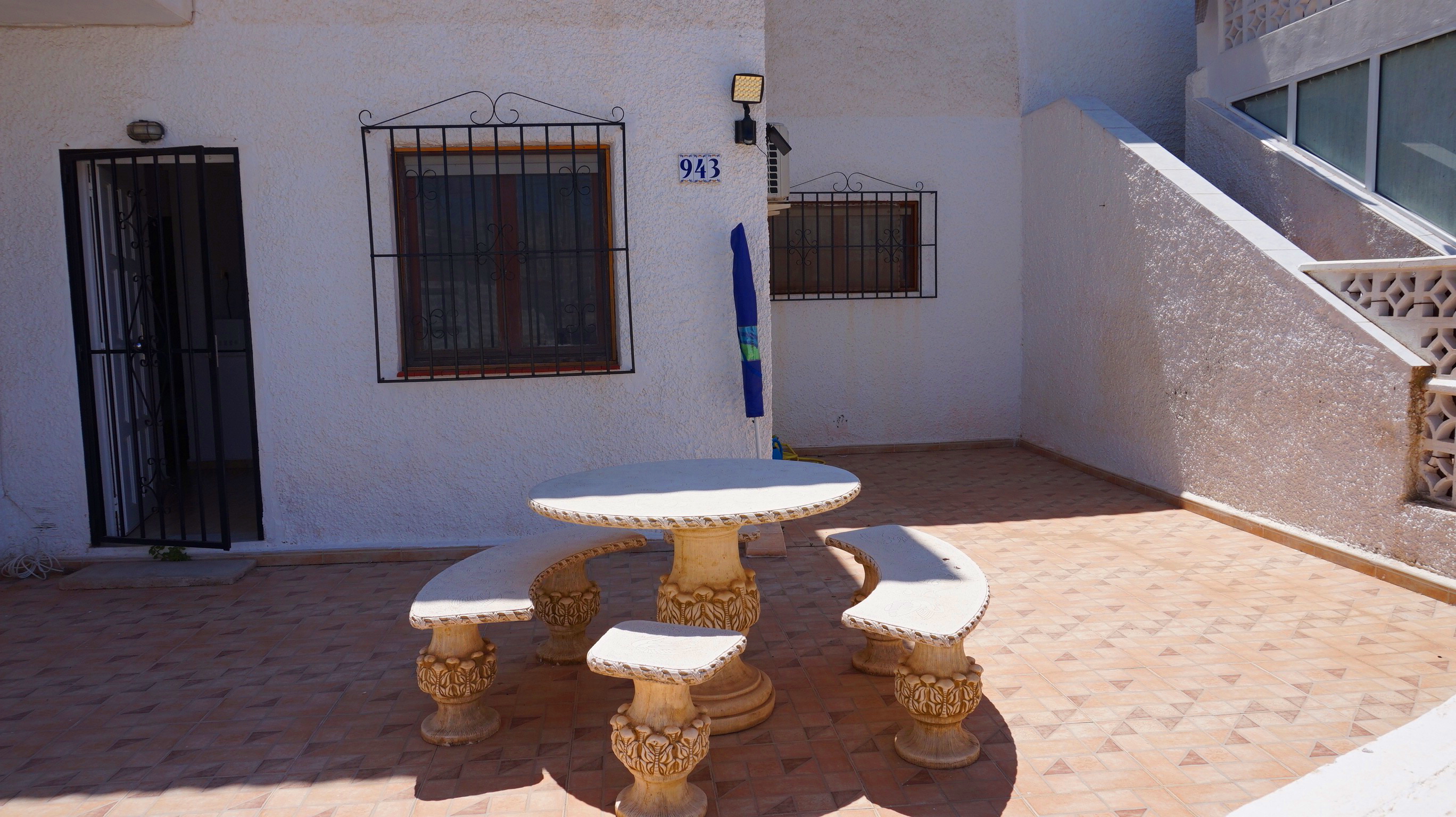 REDUCED! 2 Bed Ground Floor Bungalow with Large Plot in Torrevieja. Ref:mks1969