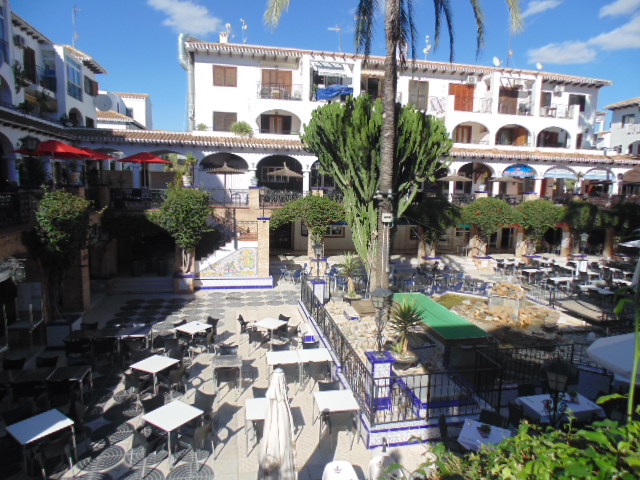REDUCED! South Facing Penthouse in Villamartin Plaza. Ref:ks2336