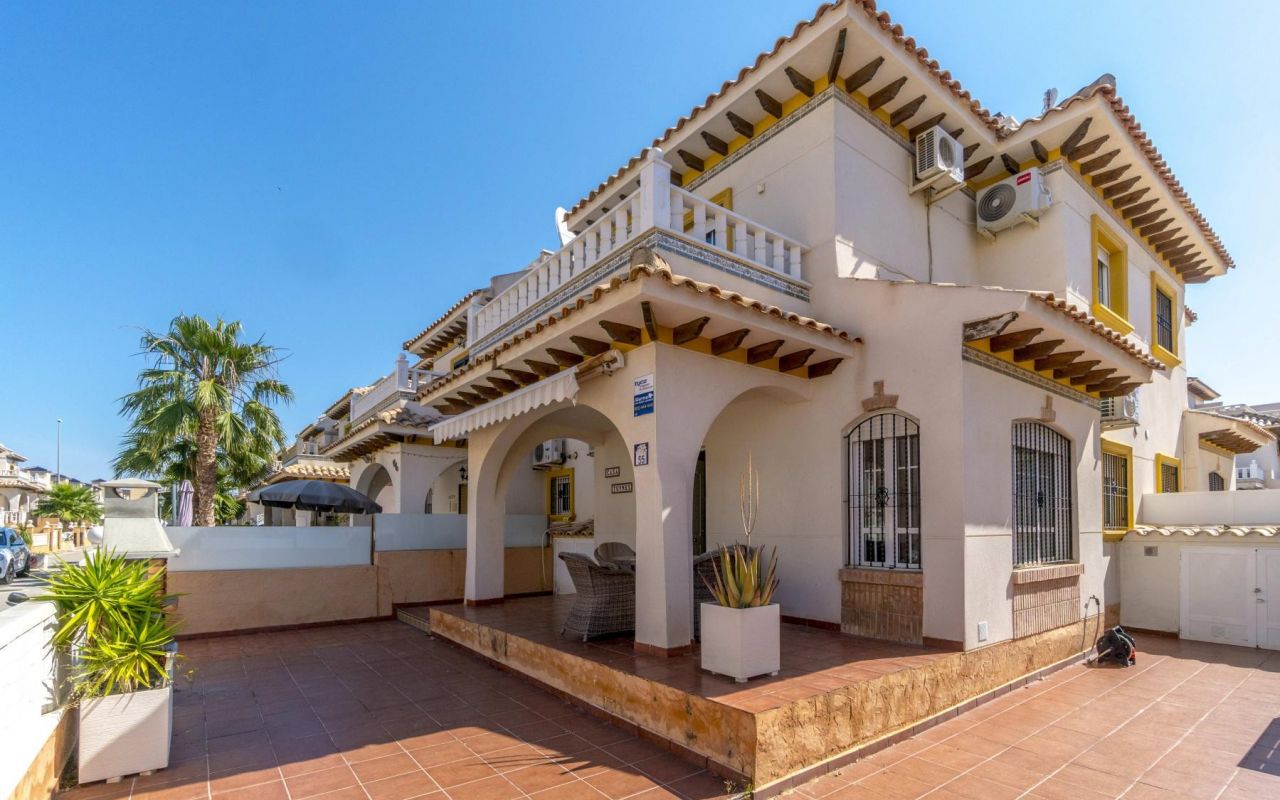 Great Condition South Facing Quad Villa in Cabo Roig. Ref:ks2507