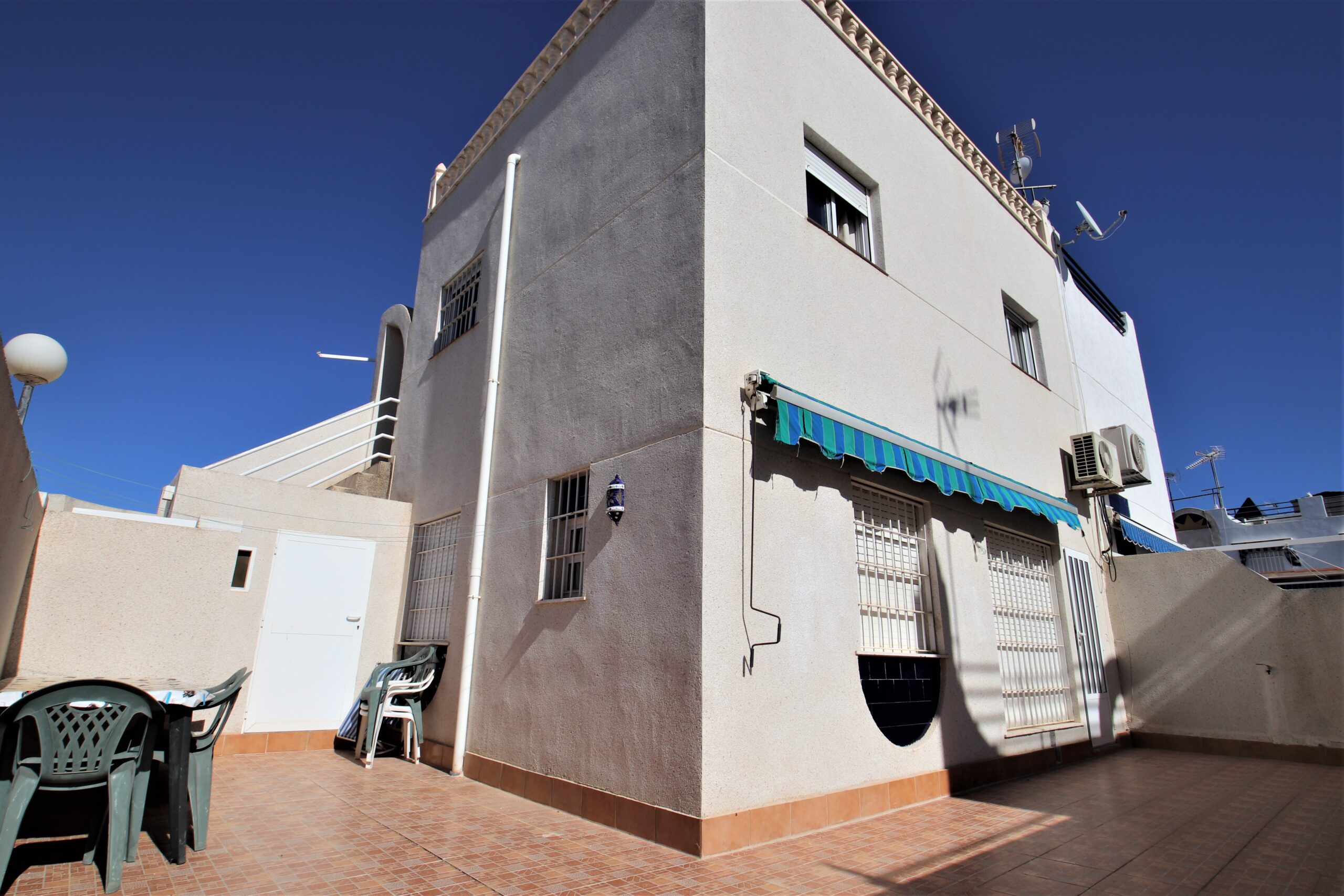 BARGAIN! Great Semi- Detached Villa in Torrevieja. Ref:ks2636