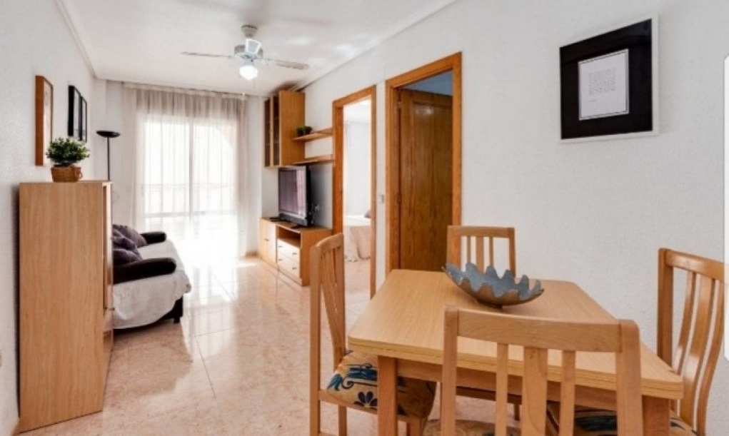 Great Offer! Apartment with Pool near Beach in Torrevieja. Ref:ks2618