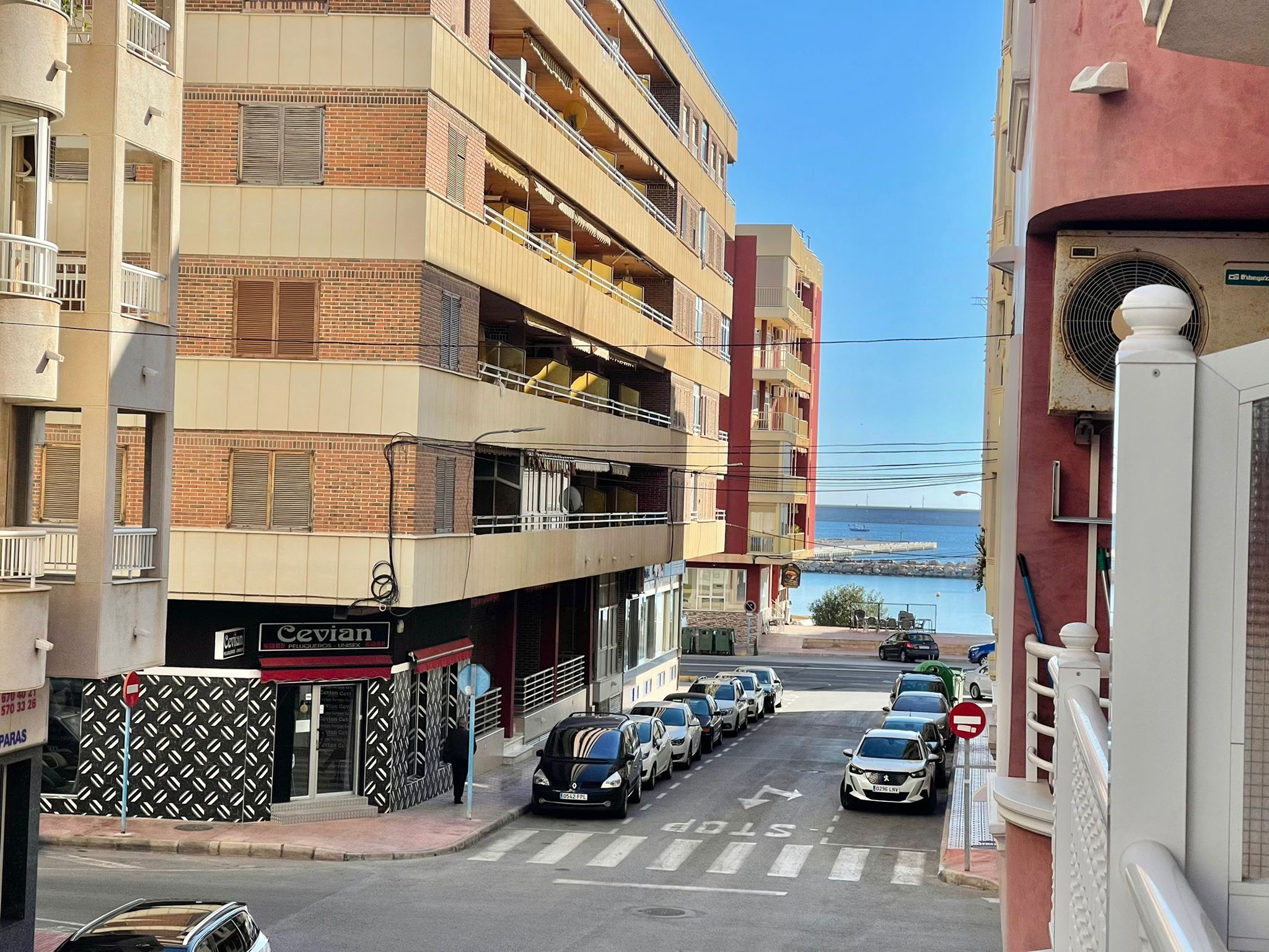 Best Price! 3 bed Apartment 100m from Beach in Torrevieja. Ref:ks3072