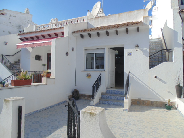 OFFER! Great Renovated Townhouse in Villamartin. Ref:ks3095