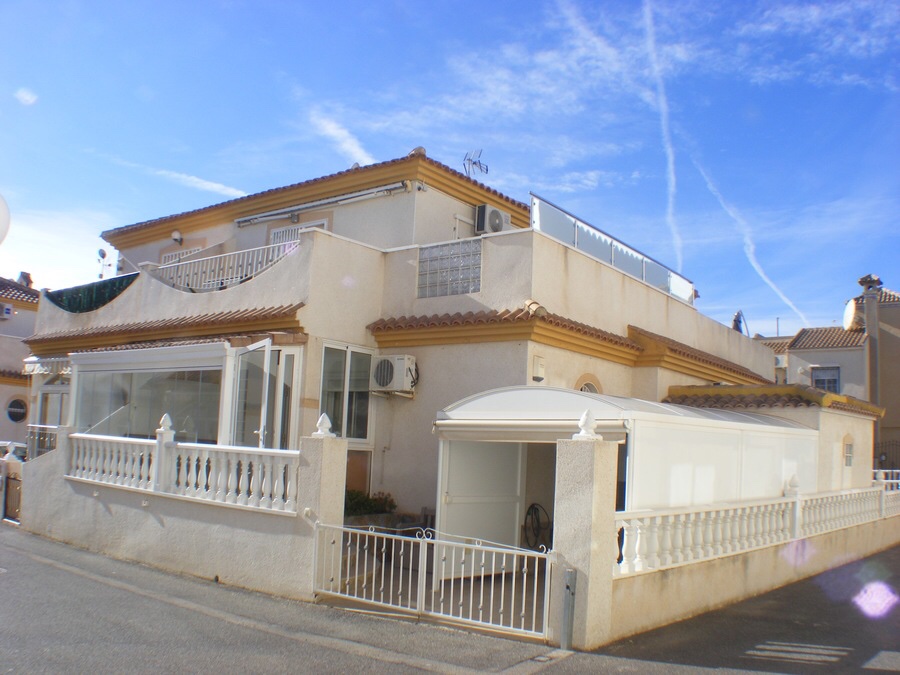 Modernized Quad Villa in Playa Flamenca. Ref:ks3117