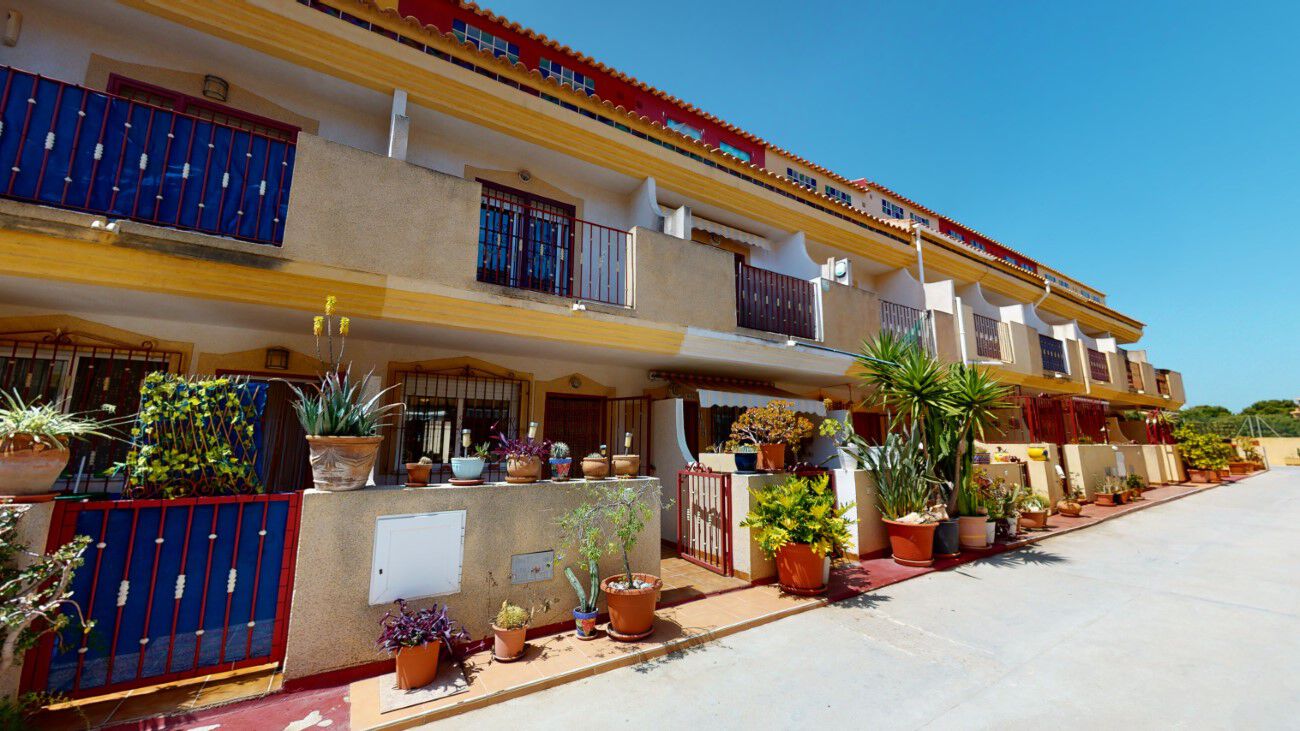 Best Price! Townhouse with 3 bed in Playa Flamenca. Ref:ks3300
