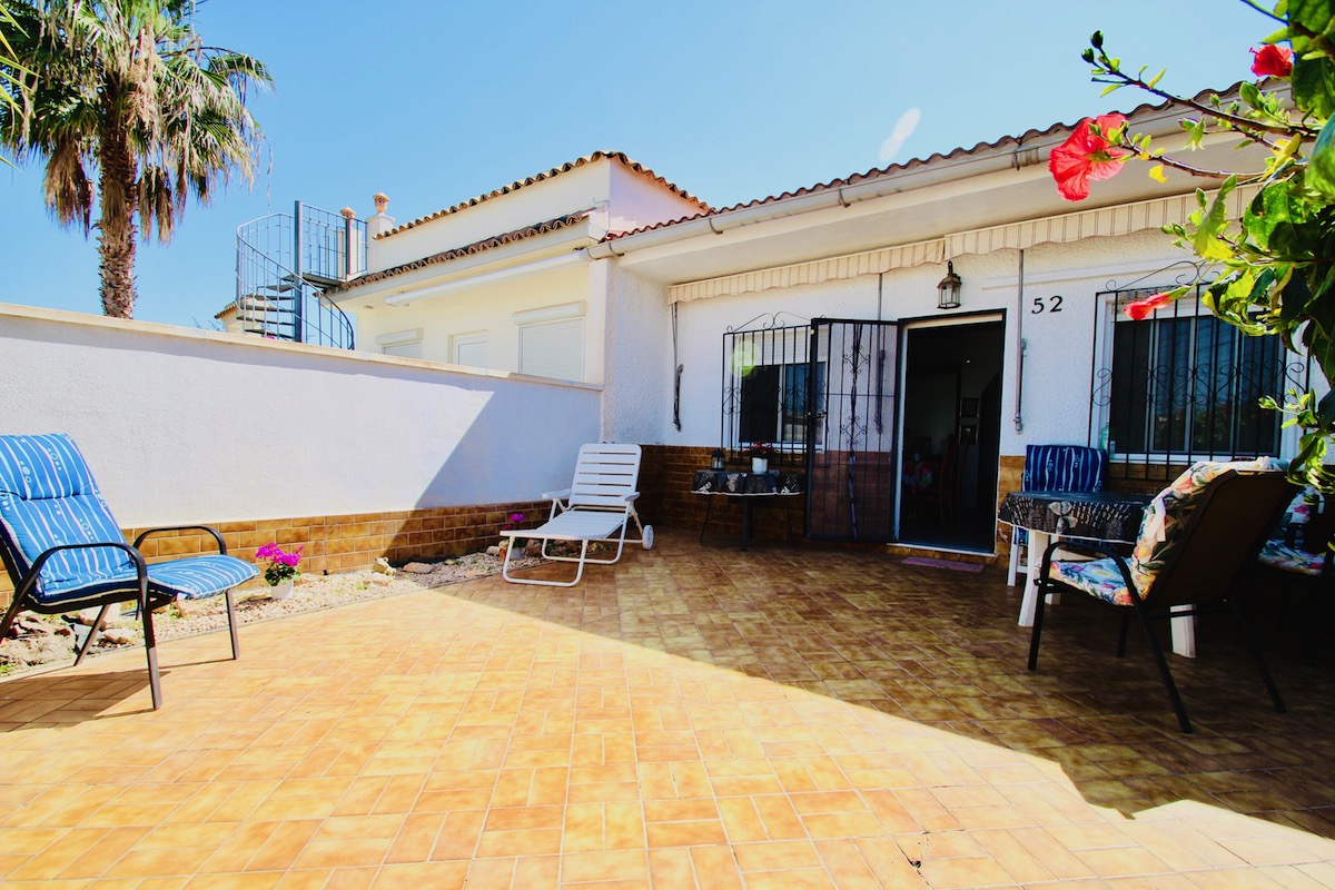 Bargain! Townhouse with Garage in Torrevieja. Ref:ks3278