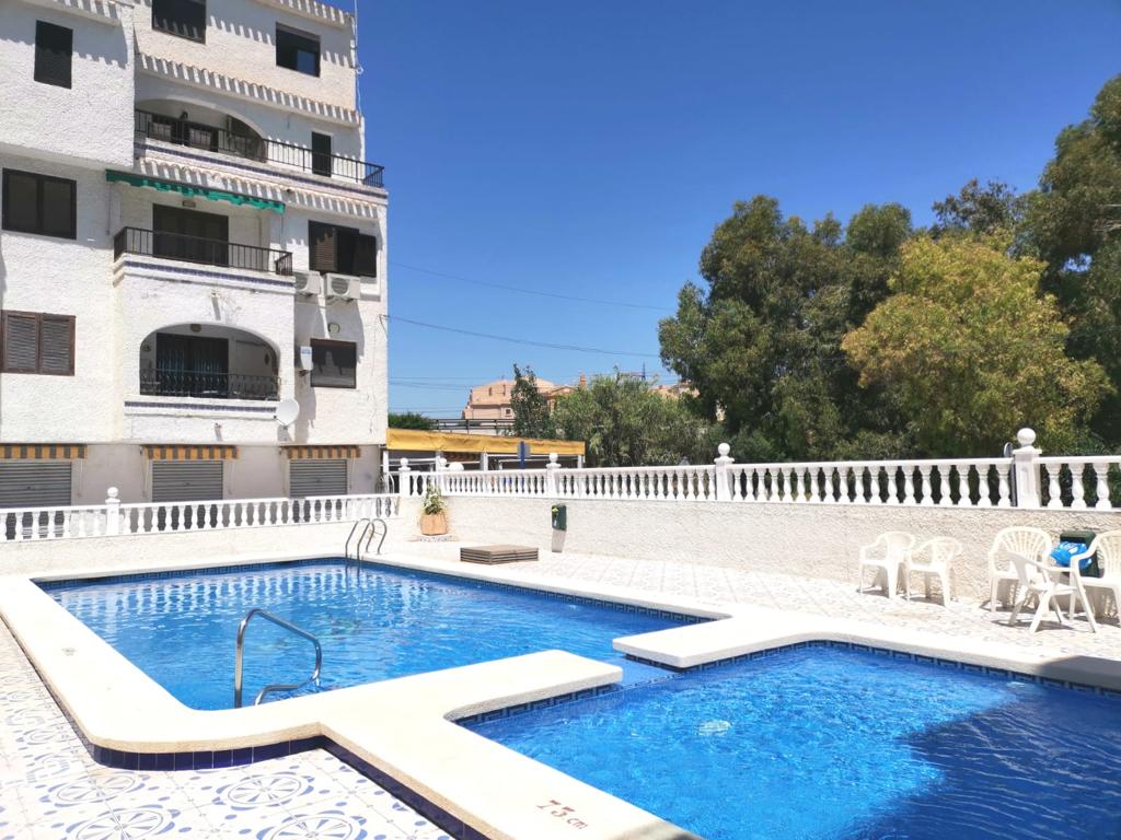 Amazing Beachside Ground Floor Bungalow in Playa Flamenca. Ref:ks3332