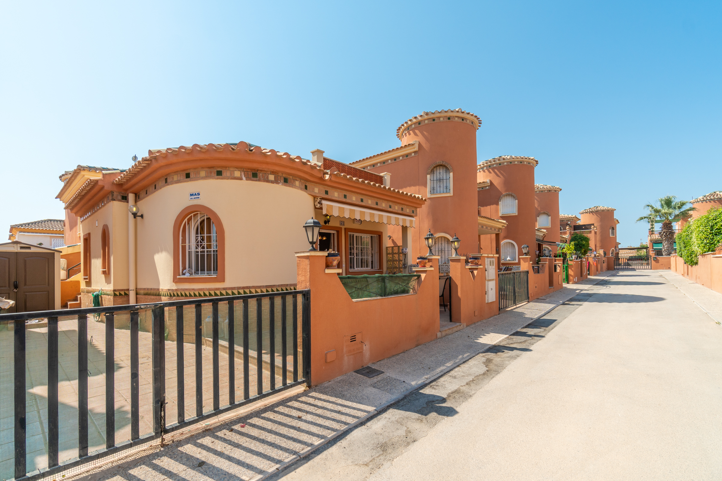 REDUCED!Great One Level Villa in Heart of Playa Flamenca. Ref:ks3368