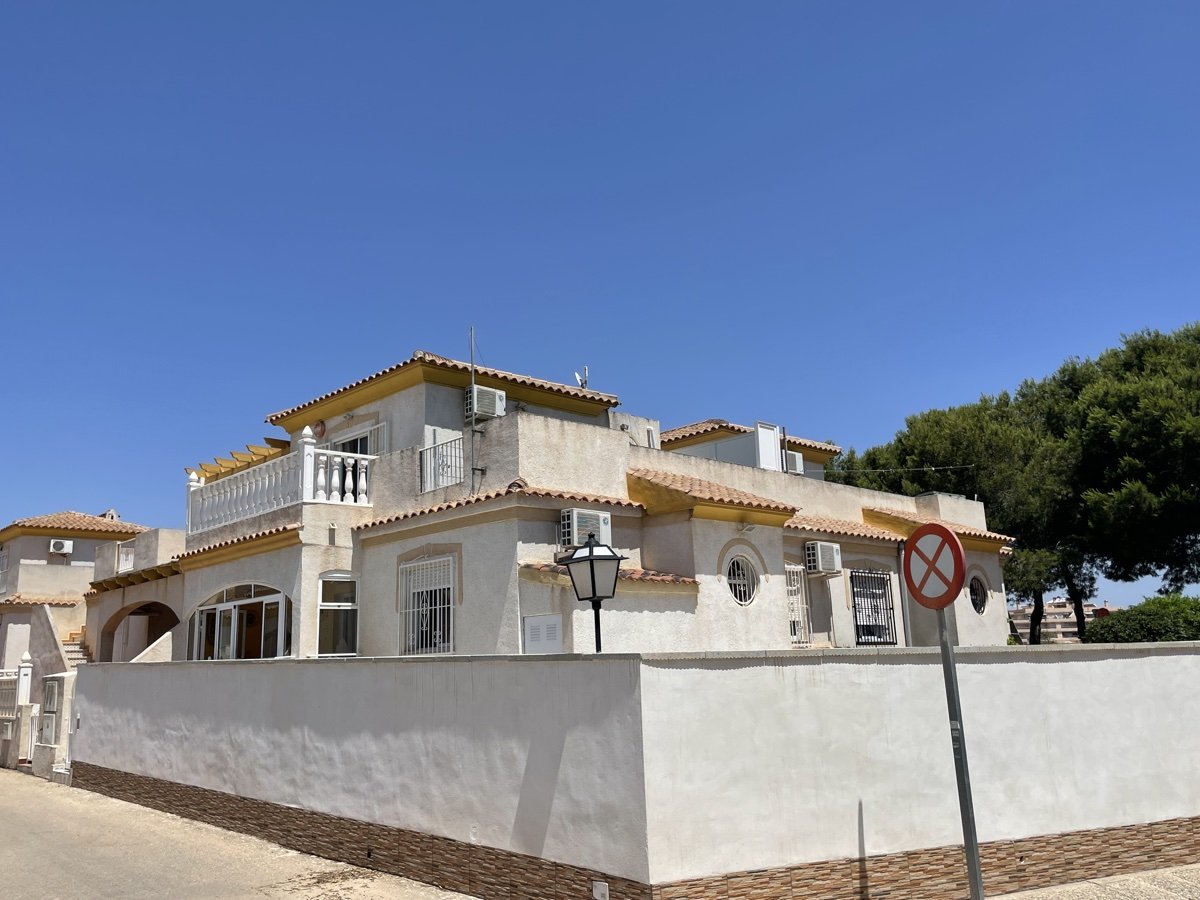 Reduced!Great Spacious Semi-Detached Villa in Los Dolses. Ref:ks3359