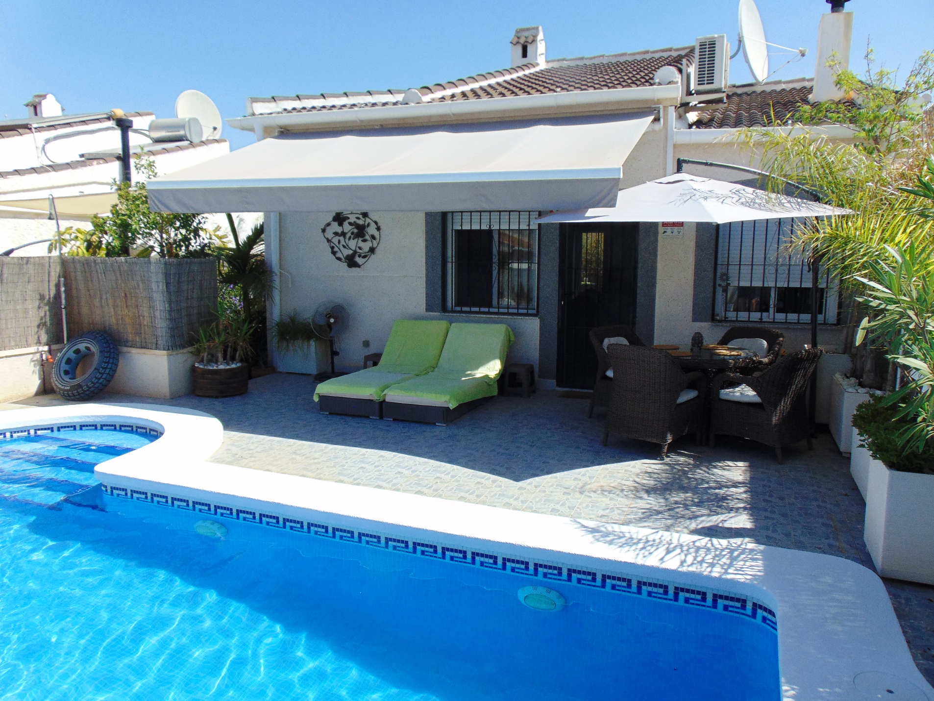 Amazing Villa with Private Pool in Torrevieja. Ref:mks3407