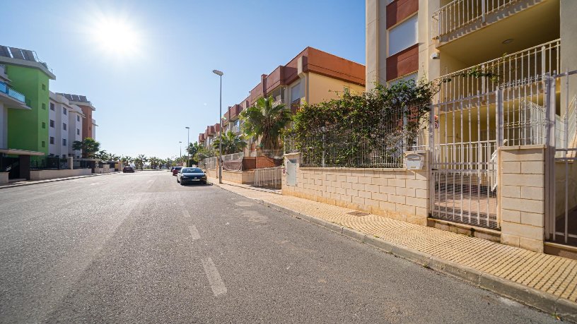 Best Offer! Ground Floor Bungalow with Large Terrace in Lomas de Cabo Roig. Ref:ks3628