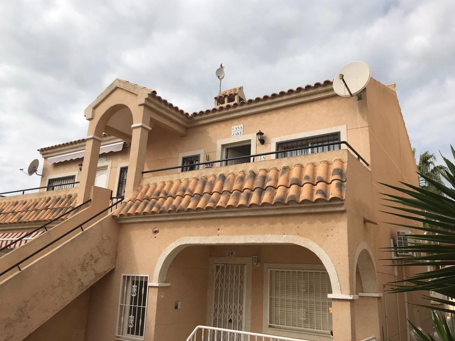 BARGAIN! Top Floor Bungalow in Villamartin. Ref:ks3645