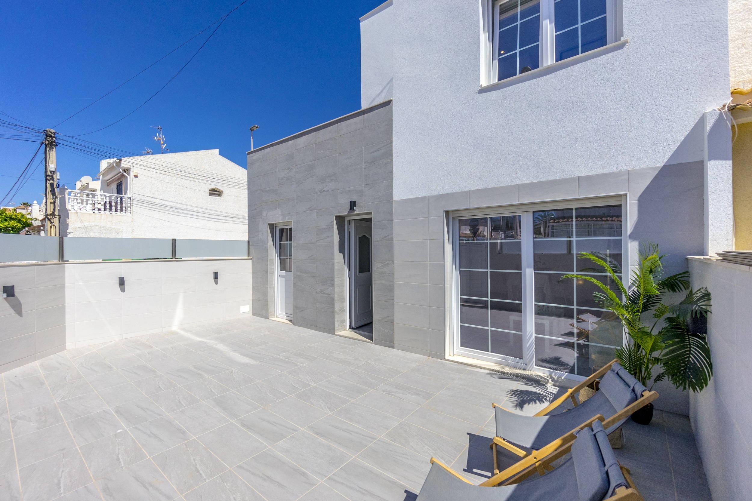 Opportunity! Renovated Semi- Detached Villa in Torrevieja. Ref:ks3759