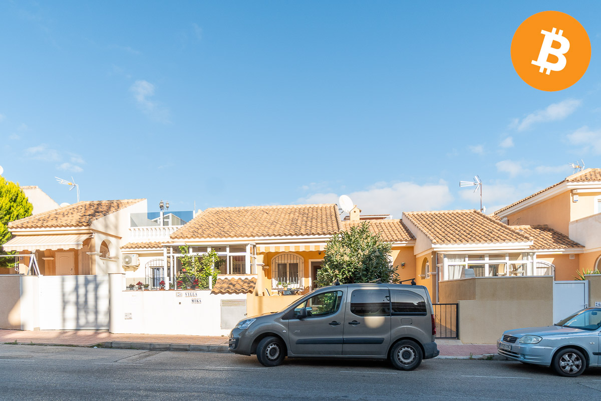 Amazing Offer! One Level Townhouse in Los Altos. Ref:ks3721