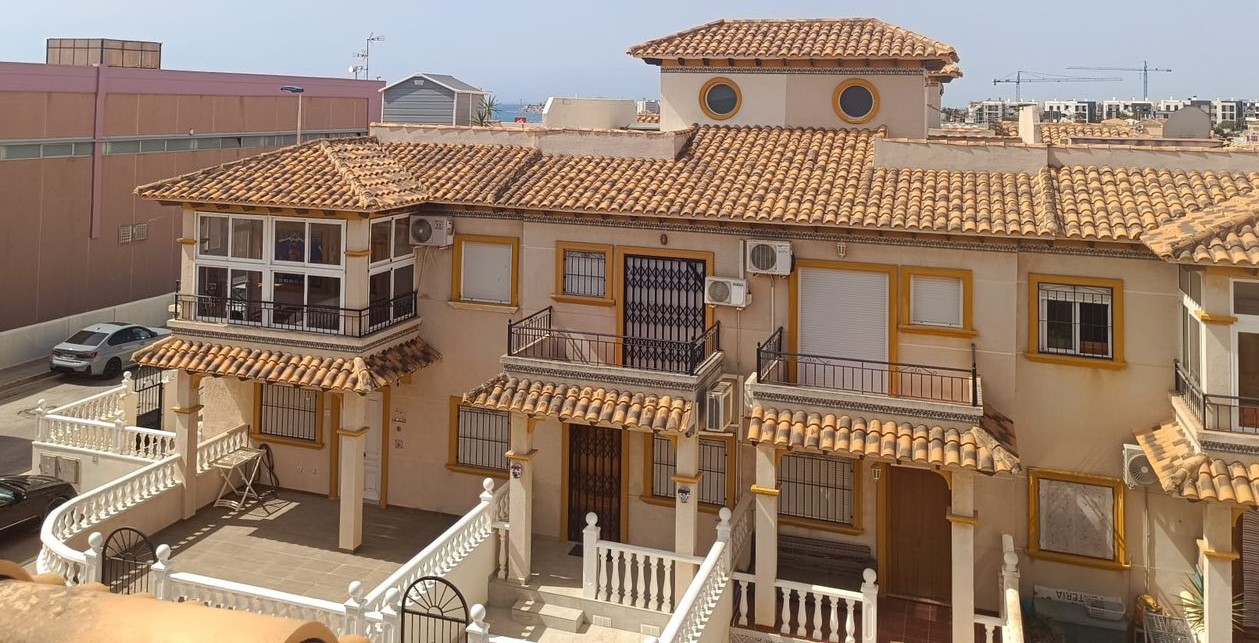 SOLD! Close to Beach South Facing Townhouse in Punta Prima. Ref:mks4333