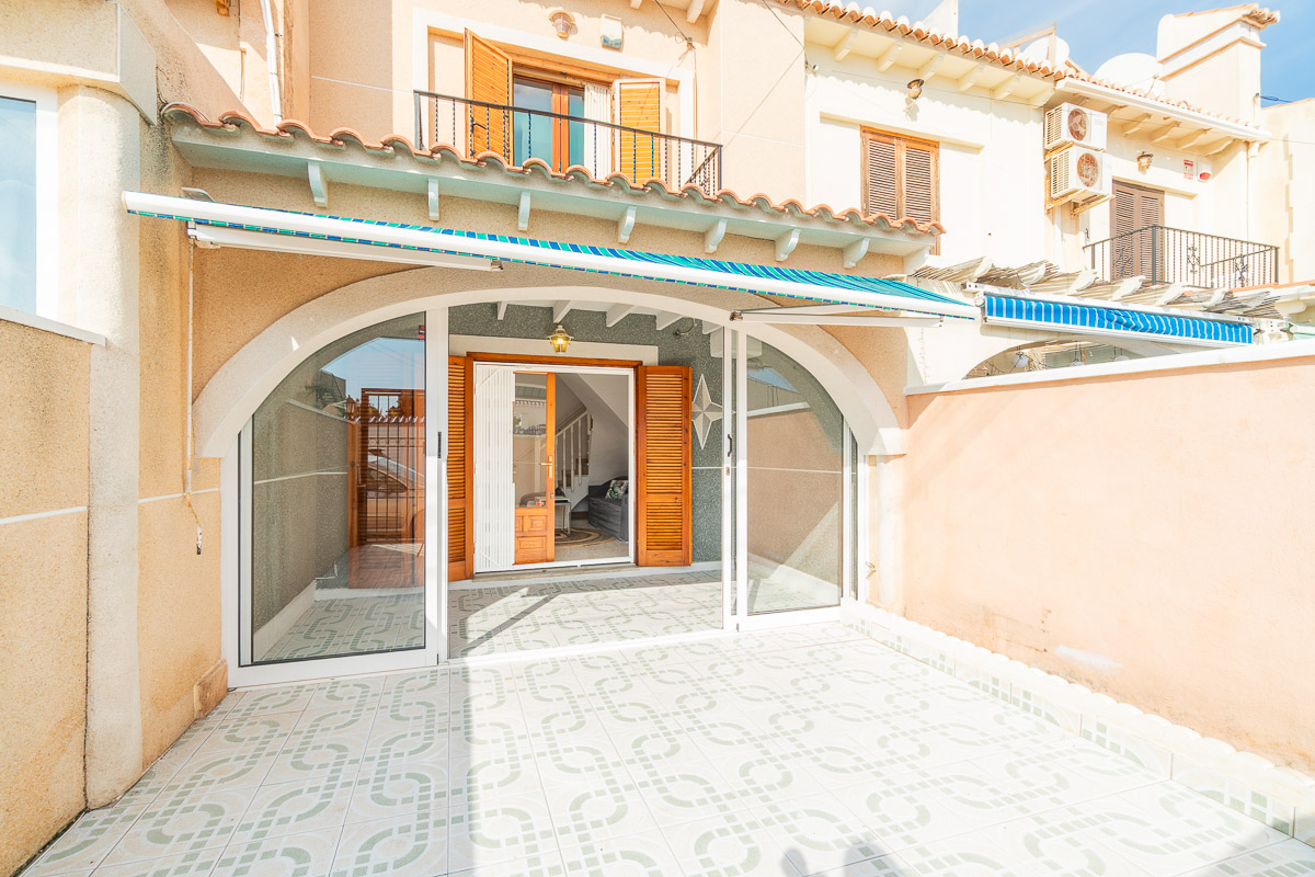 Bargain! Townhouse in El Chaparral, Torrevieja. Ref:ks4962