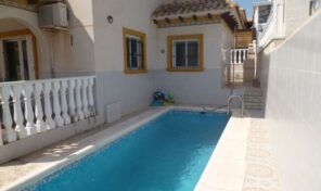 REDUCED! Villa with Private Pool next to La Zenia Boulevard.  Ref:ks2193