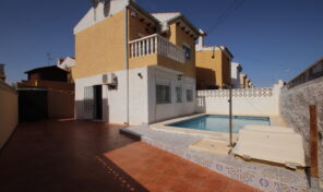 OFFER!!! Detached Villa with Private Pool in Torrevieja. Ref:ks3140