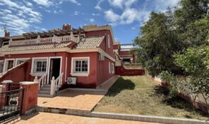 SOLD! Semi-Detached Villa with Pool Views in Playa Flamenca/Villamartin. Ref:mks3245