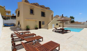 Amazing 5 bed Lux Villa with Private Pool in Villamartin. Ref:mks3240