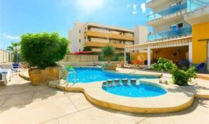 BeachSide Apartment with Large Terrace in Cabo Roig. Ref:ks3291