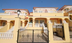 Offer! South Facing Great Condition Townhouse in Villamartin. Ref:ks3495