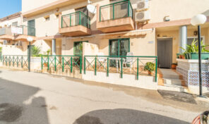 Offer! Great Townhouse with Garage in Playa Flamenca. Ref:ks3564