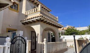 Bargain! Great Quad Villa in Lomas de Cabo Roig. Ref:ks3816
