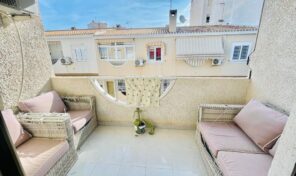OFFER! 3 bed Bungalow Only 150m from the Beach in Torrevieja. Ref:ks3979