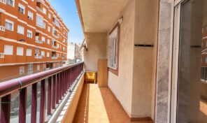 Bargain! South Facing Apartment with Terrace in Torrevieja. Ref:ks3970