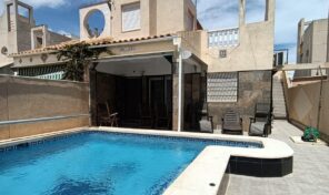 OFFER! Renovated Semi-Detached Villa with Private Pool in Torrevieja. Ref:ks4105