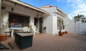 Reduced!!! Offer! Townhouse with 3 bedrooms in Torrevieja. Ref:ks4095