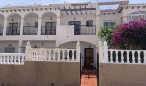 Great Location Townhouse in Playa Flamenca/ Punta Prima. Ref:ks4267
