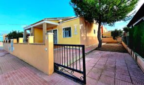 Best Price. Semi -Detached House in Daya Nueva. Ref:ks4507