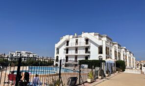 BARGAIN! South Facing Apartment in Heart of La Zenia. Ref:ks4558