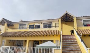 OFFER! Great Top Floor Bungalow in Villamartin. Ref:ks4650