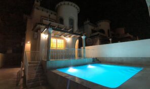 Great Fully Renovated Villa with Private Pool in Villamartin. Ref:mks4692