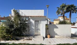 OFFER! Reformed 3 Bed Semi- Detached Villa in Torrevieja. Ref:mks4652