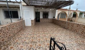 OFFER! One Level South Facing Townhouse in Torrevieja. Ref:ks4702