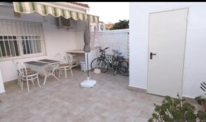 OFFER! One Level 2 bed Townhouse in Torrevieja. Ref:ks4814
