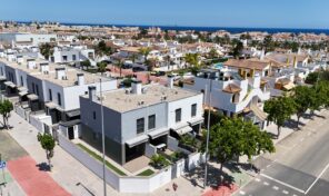 Opportunity! Modern Townhouse near the Beach in Torre de la Horadada. Ref:ks4833