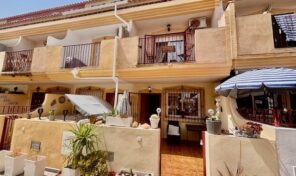 BARGAIN! 3 Bed Townhouse in heart of Playa Flamenca. Ref:ks4845