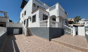 Opportunity! Renovated Semi-Detached Villa in Los Altos. Ref:ks4870