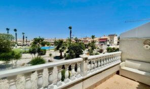 OFFER! Lovely Penthouse with Pool Views in Los Altos. Ref:ks4859