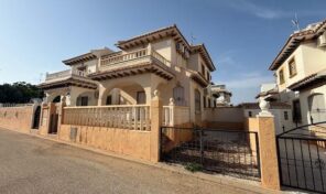 OFFER! Great Semi- Detached Villa in Lomas de Cabo Roig. Ref:ks4900