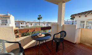 OFFER! Great Top Floor Bungalow in Punta Prima. Ref:mks5012