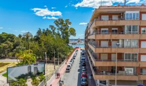 OFFER! Next to Beach Apartment with Terrace in Torrevieja. Ref:ks5056