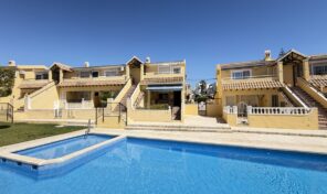 OFFER! Ground Floor Bungalow with Pool Views in Villamartin. Ref:ks5136