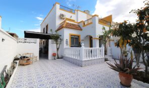 OFFER! Spacious Semi-Detached Villa in Torrevieja. Ref:ks5137